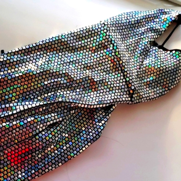 Dress - Picture 1 of 2